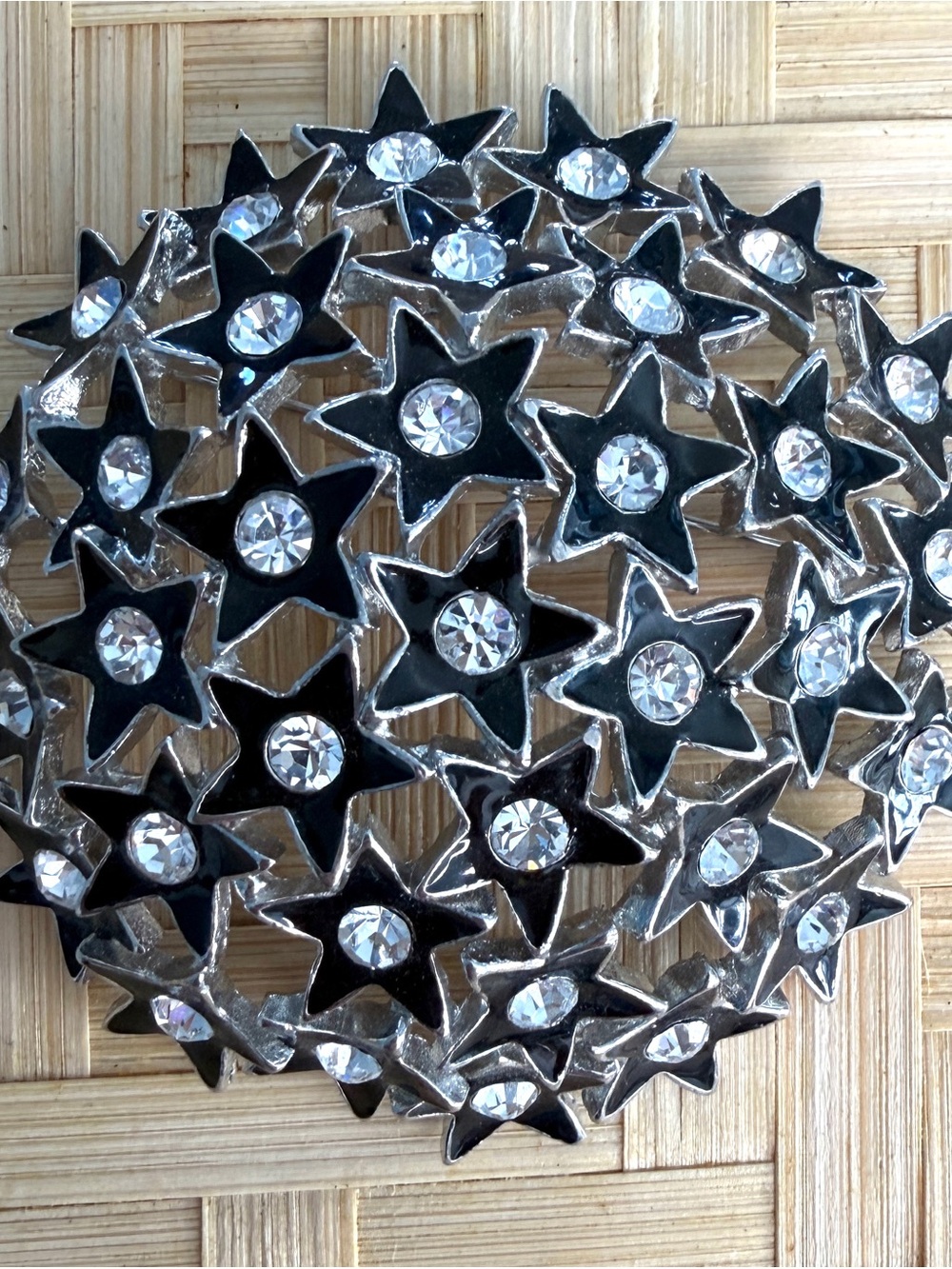 Star Pattern Brooch with Rhinestones - Picture 6 of 7